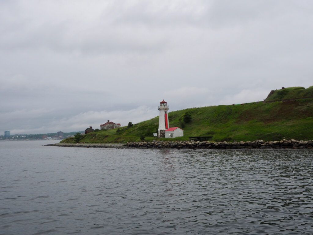 Lighthouse on Georges Island